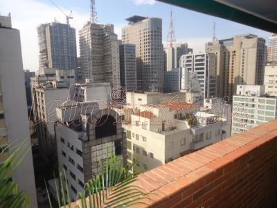 Apartamento para alugar com 4 quartos, 300m² - Foto 8