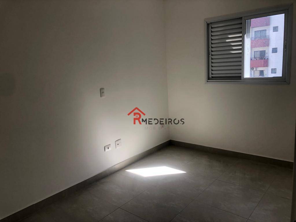 Apartamento à venda com 2 quartos, 68m² - Foto 11