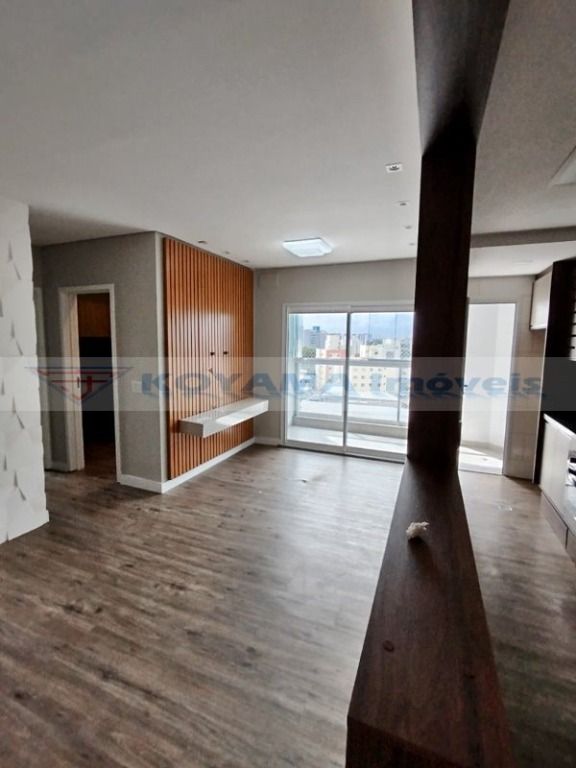 Apartamento à venda com 2 quartos, 63m² - Foto 17