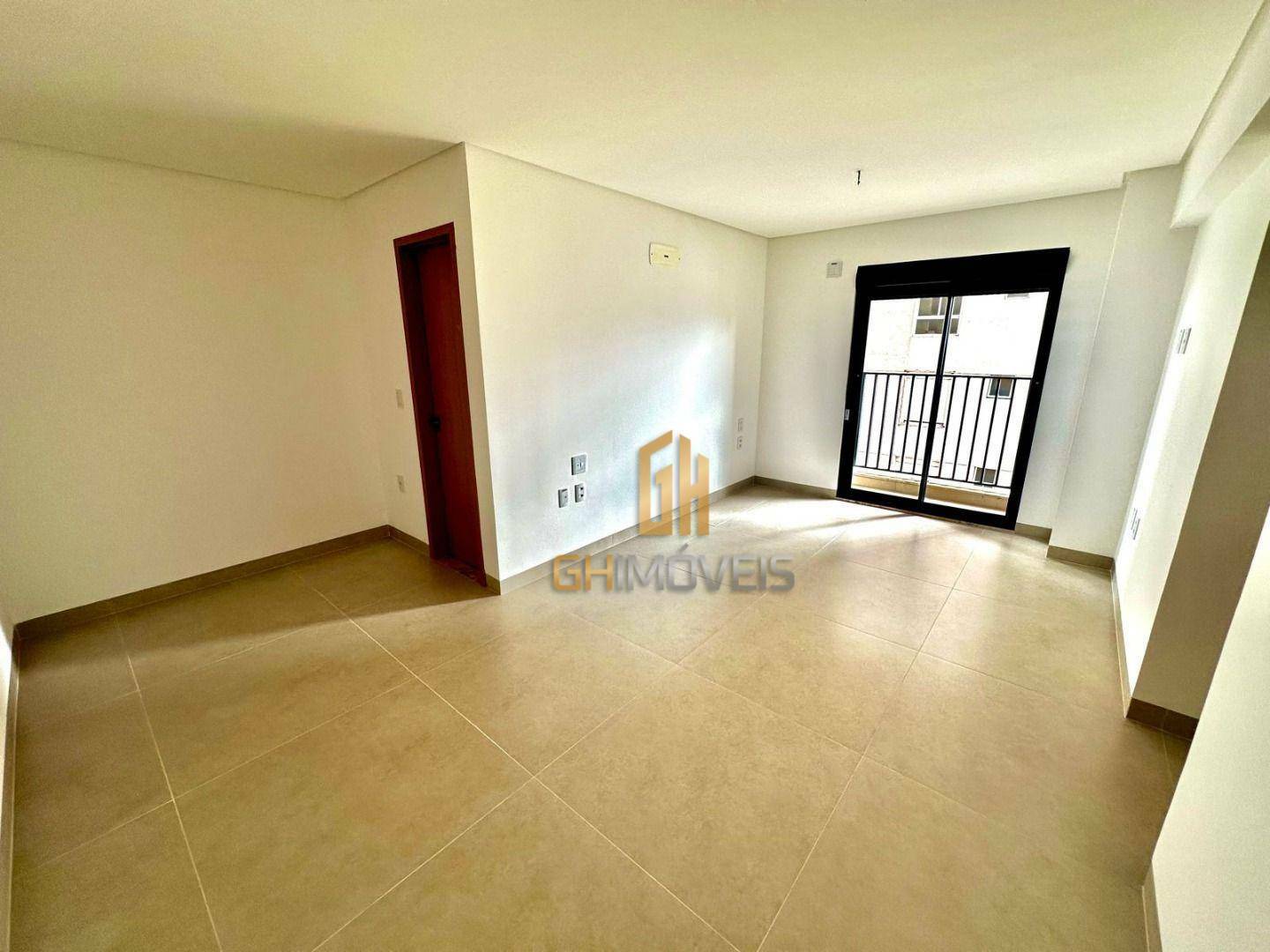 Apartamento à venda com 3 quartos, 116m² - Foto 9