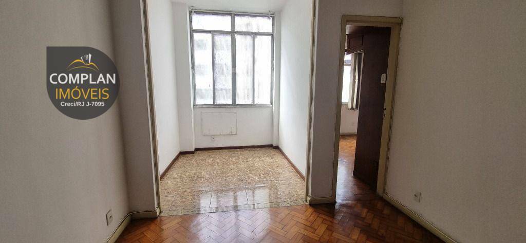 Apartamento à venda com 2 quartos, 87m² - Foto 5