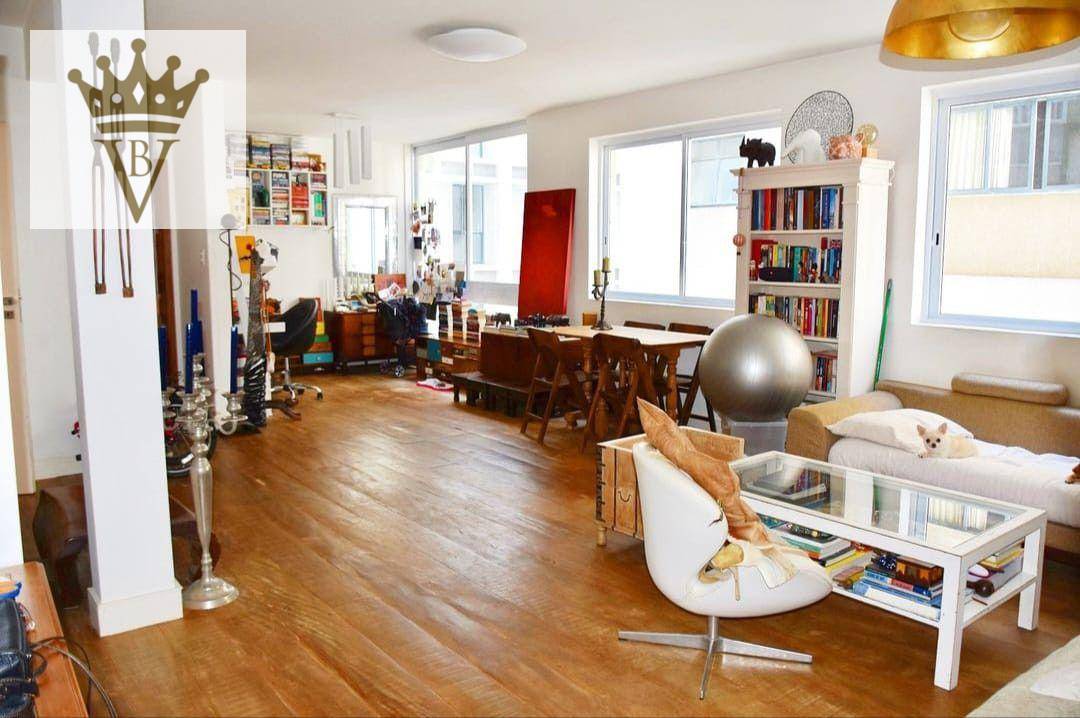 Apartamento à venda com 3 quartos, 147m² - Foto 1