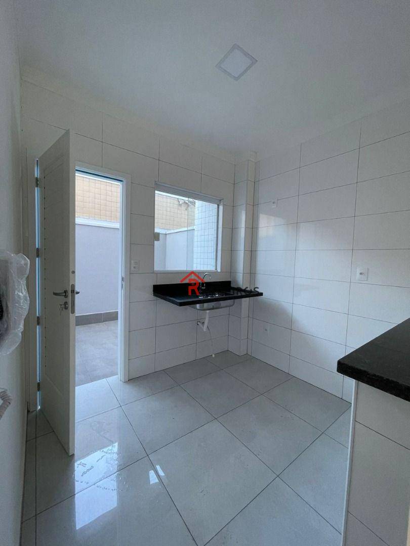 Casa à venda com 2 quartos, 50m² - Foto 1