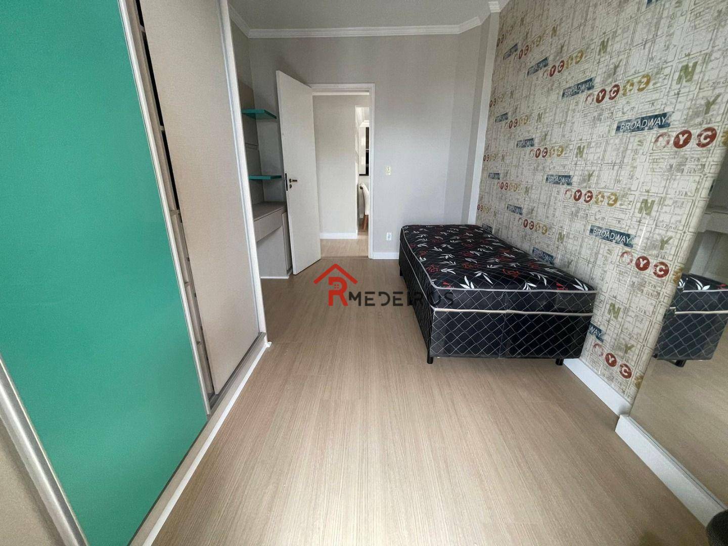 Apartamento à venda com 3 quartos, 150m² - Foto 13