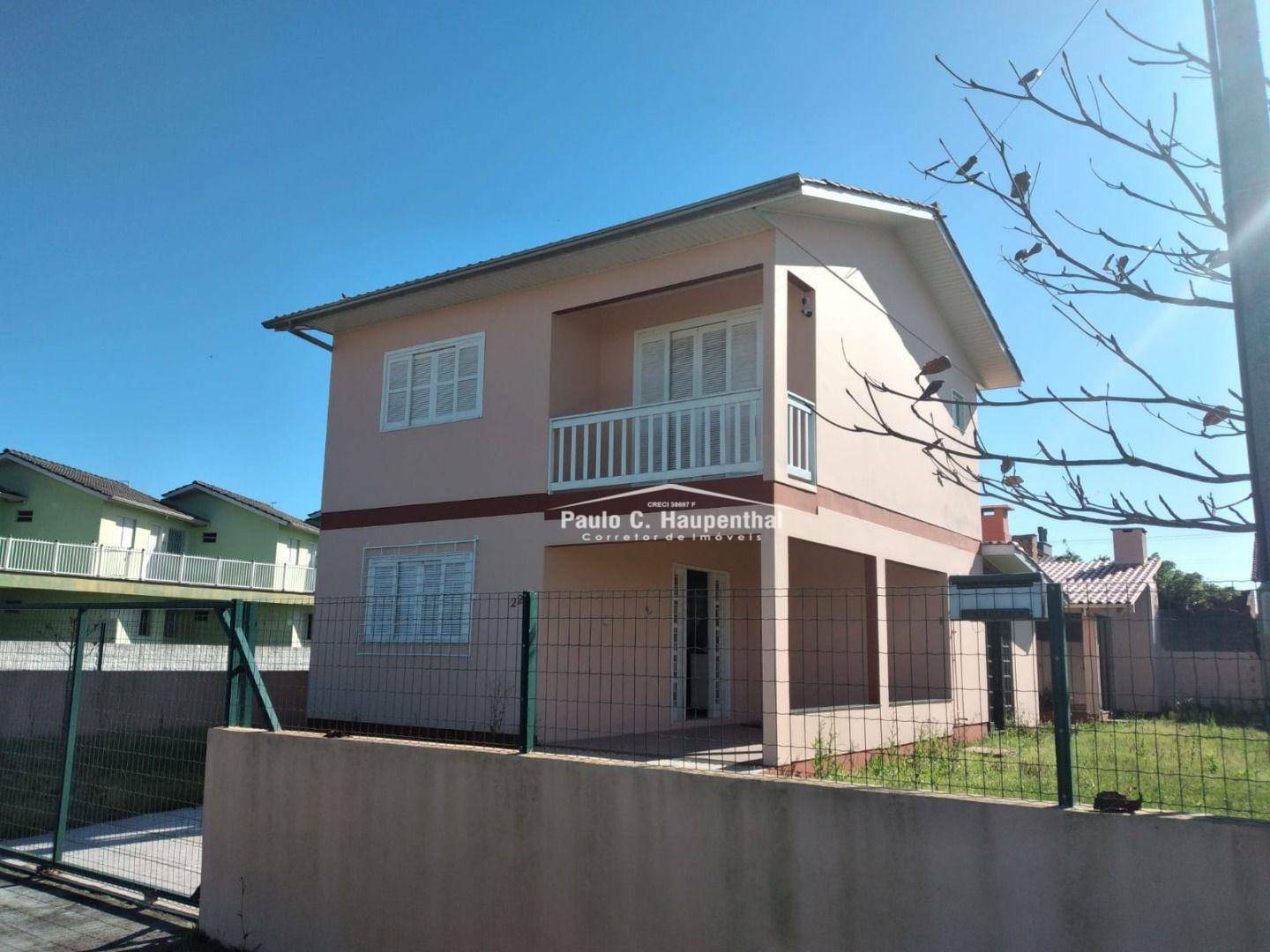 Casa à venda com 3 quartos, 142m² - Foto 1