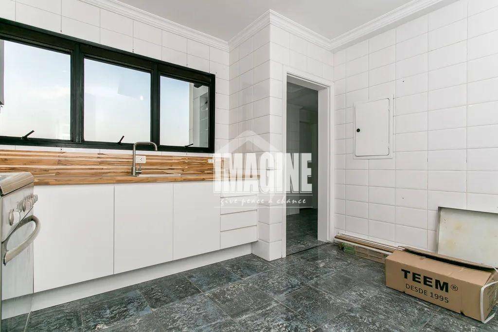 Apartamento à venda com 3 quartos, 131m² - Foto 28