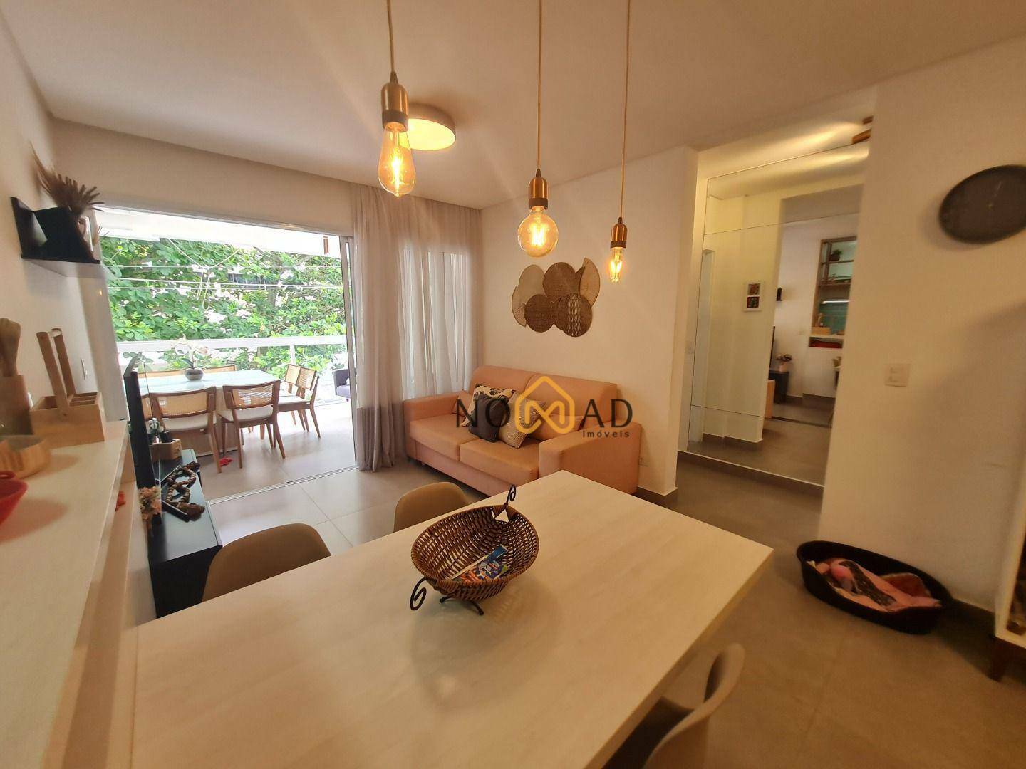 Apartamento à venda com 3 quartos, 110m² - Foto 1