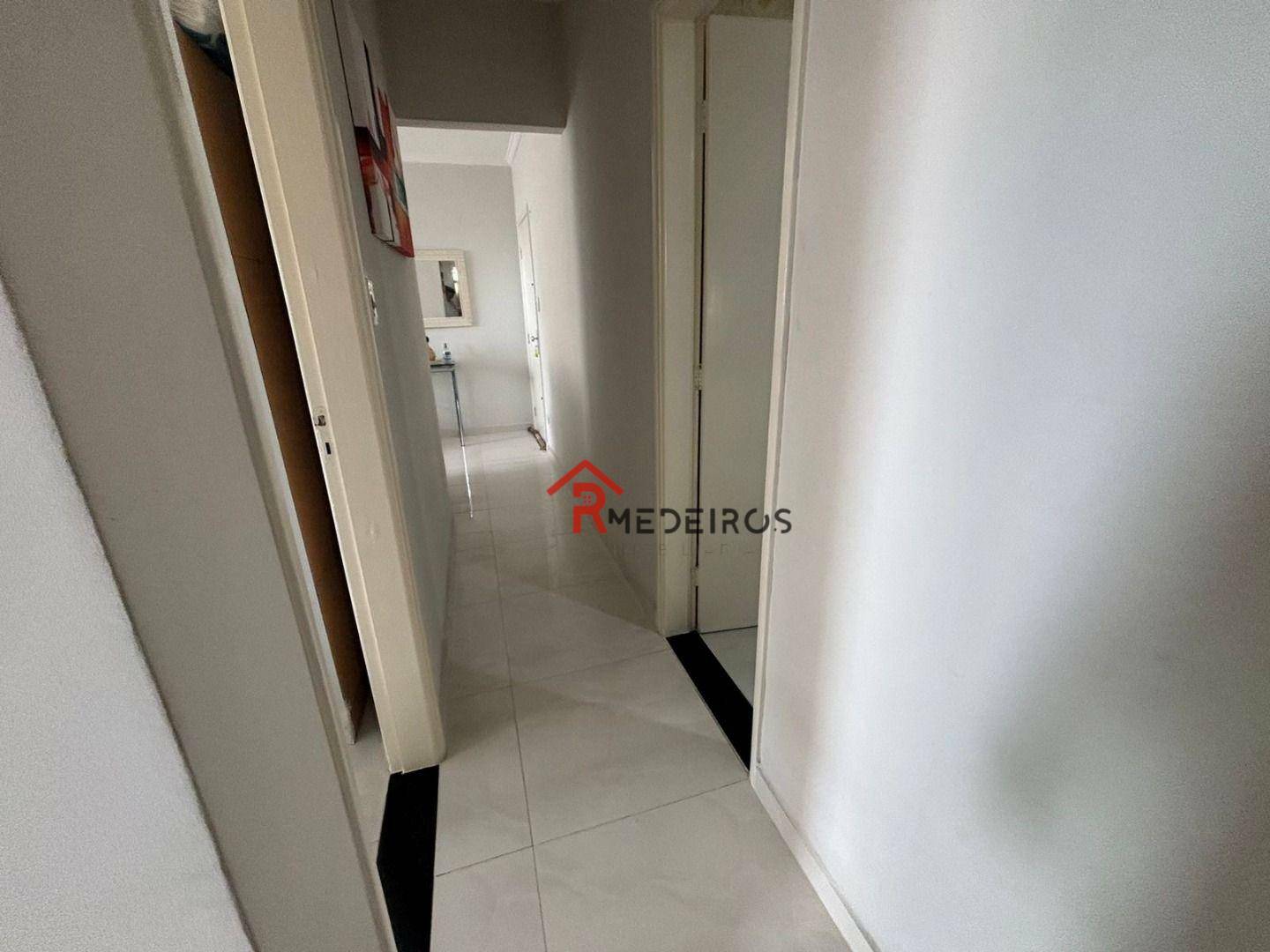 Apartamento à venda com 2 quartos, 60m² - Foto 7