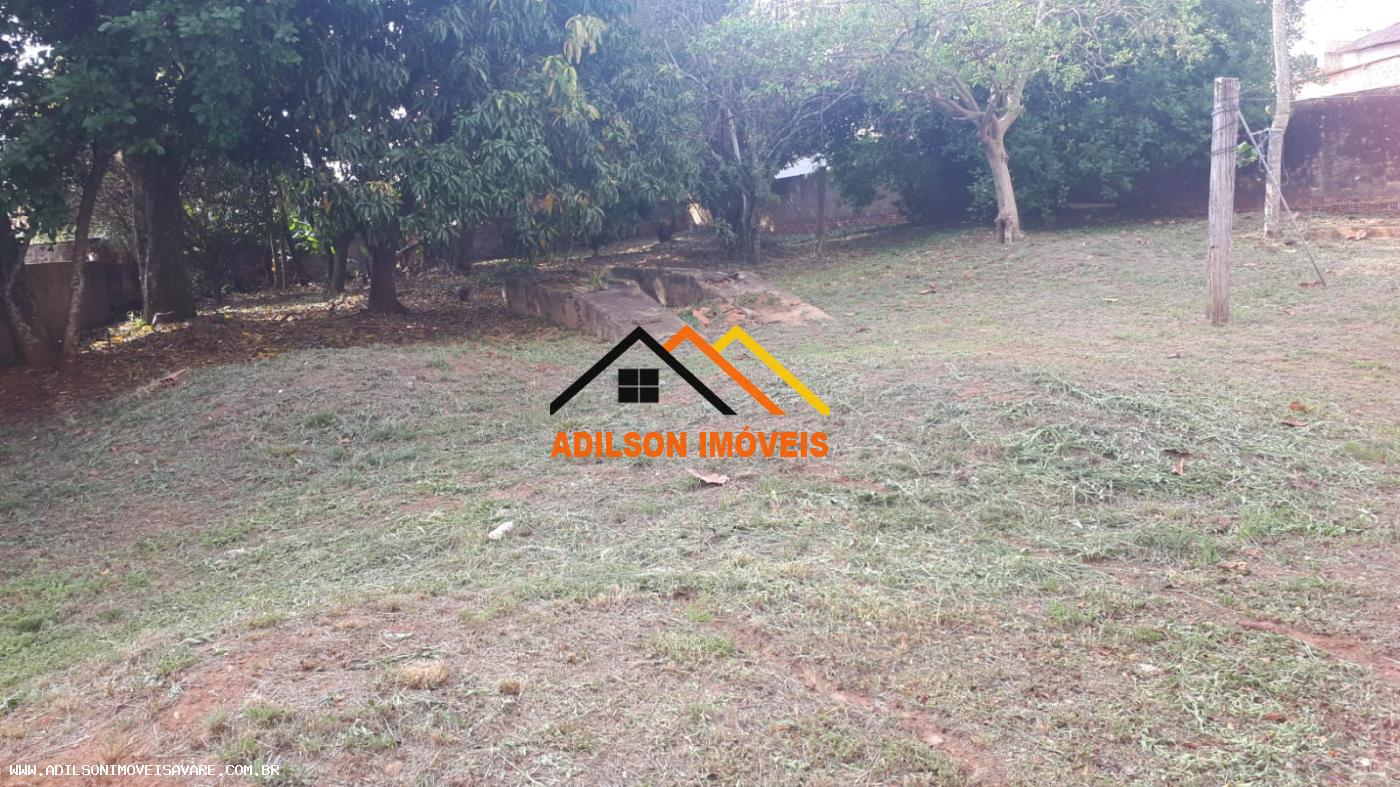 Casa à venda com 3 quartos, 131m² - Foto 2