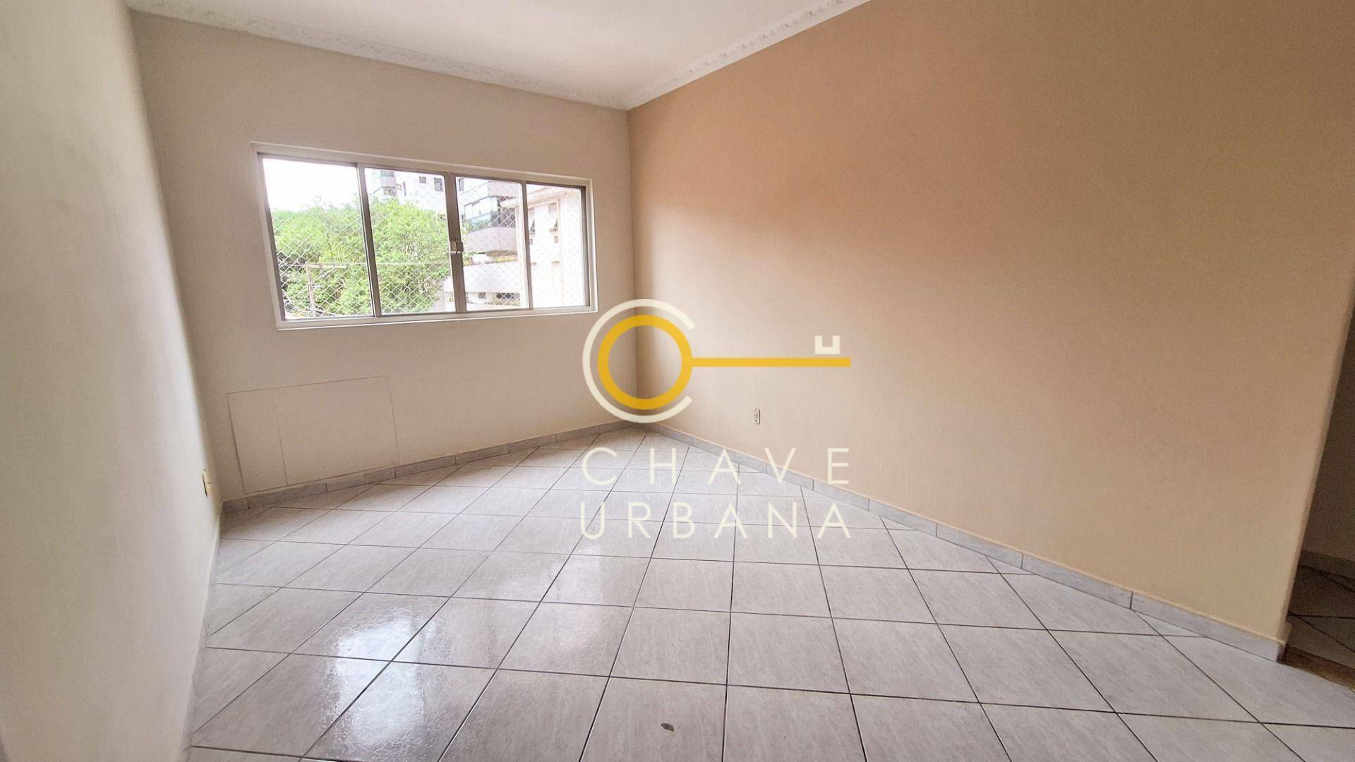 Apartamento para alugar com 3 quartos, 72m² - Foto 2