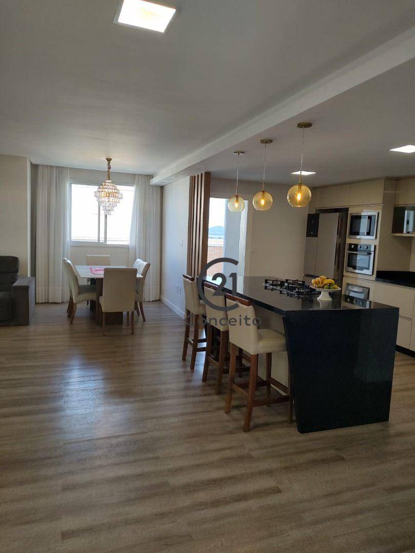 Cobertura à venda com 3 quartos, 389m² - Foto 1