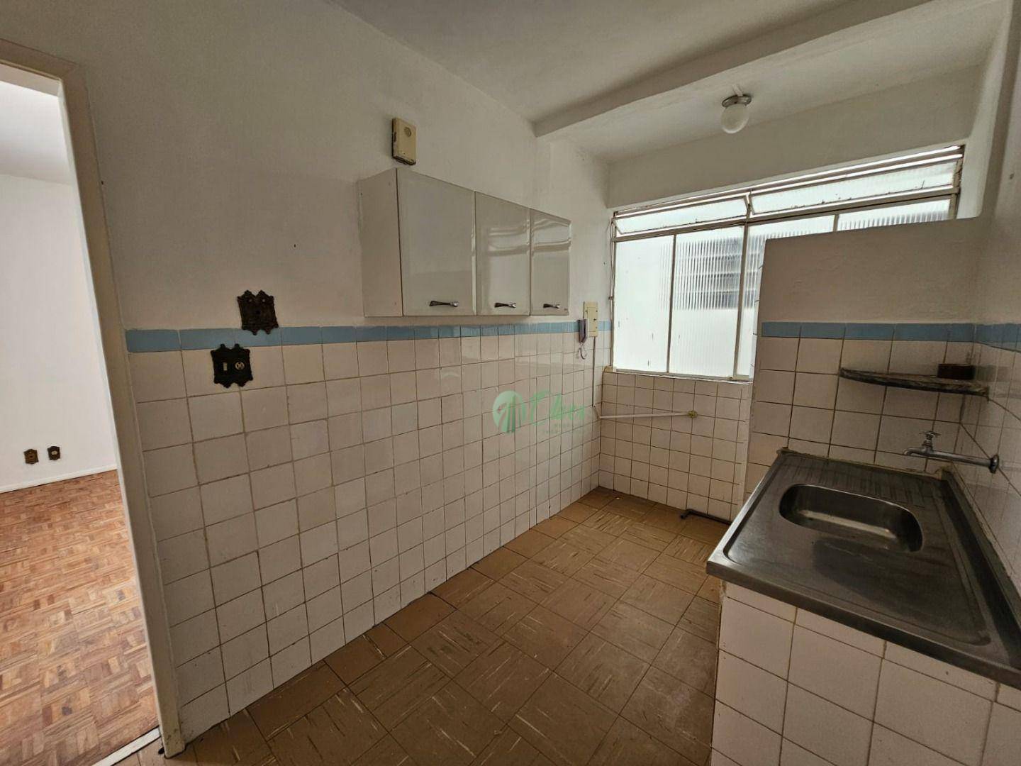 Apartamento à venda com 1 quarto, 42m² - Foto 8