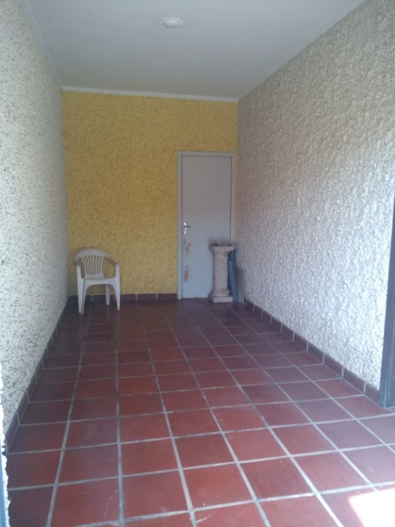 Casa à venda com 3 quartos, 240m² - Foto 10