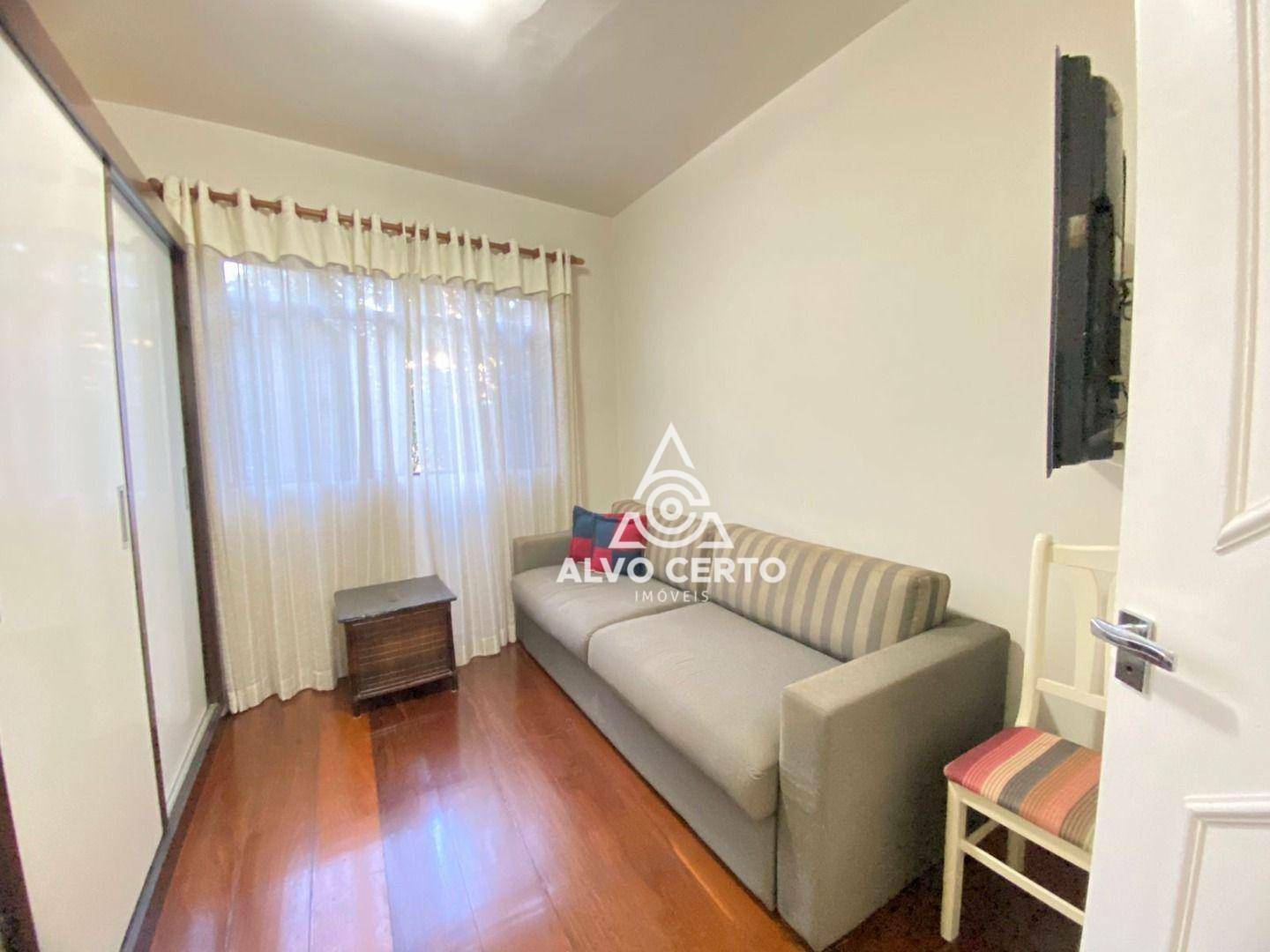 Apartamento à venda com 3 quartos, 101m² - Foto 17