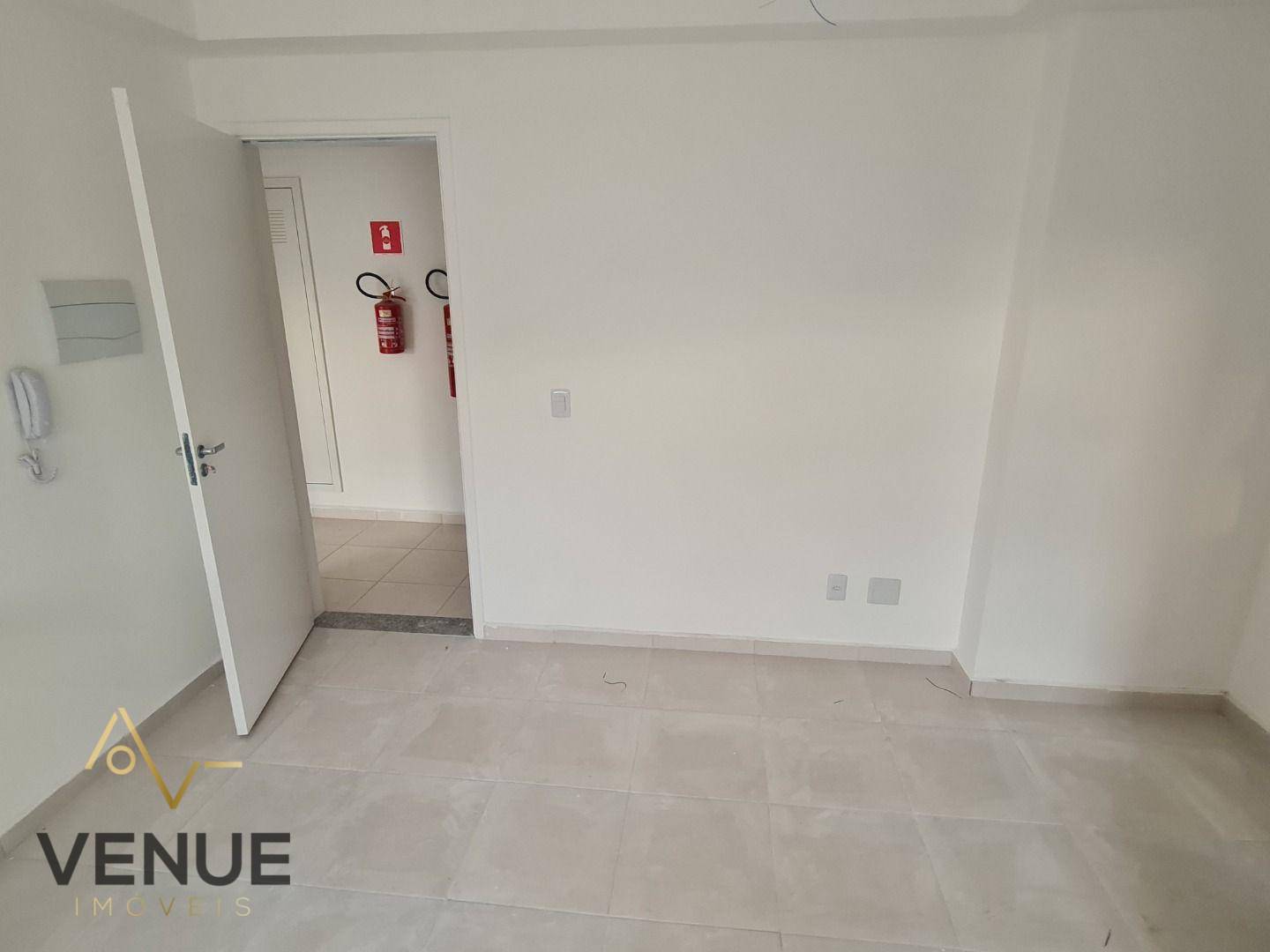 Apartamento à venda com 1 quarto, 30m² - Foto 26