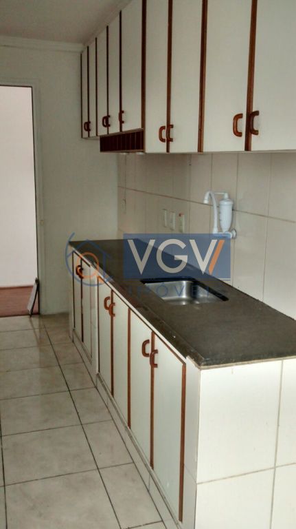 Apartamento à venda com 3 quartos, 81m² - Foto 10