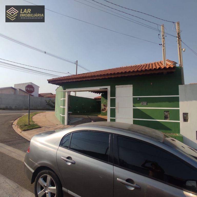 Casa à venda com 2 quartos, 150m² - Foto 2