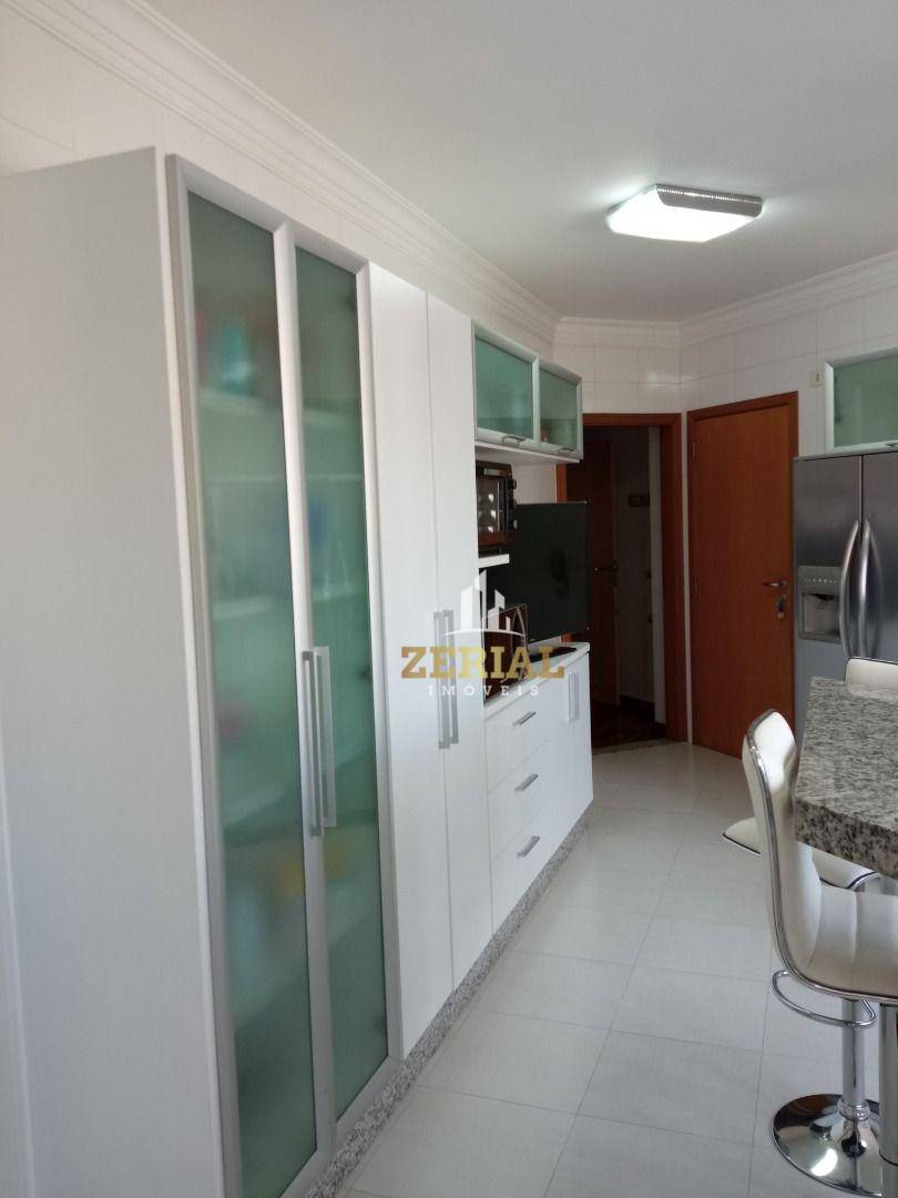 Apartamento à venda com 3 quartos, 188m² - Foto 9