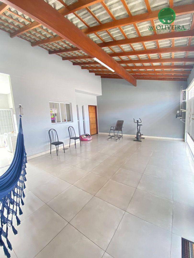 Casa à venda com 2 quartos, 107m² - Foto 2