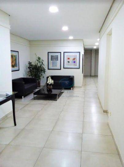 Apartamento à venda com 2 quartos, 67m² - Foto 6