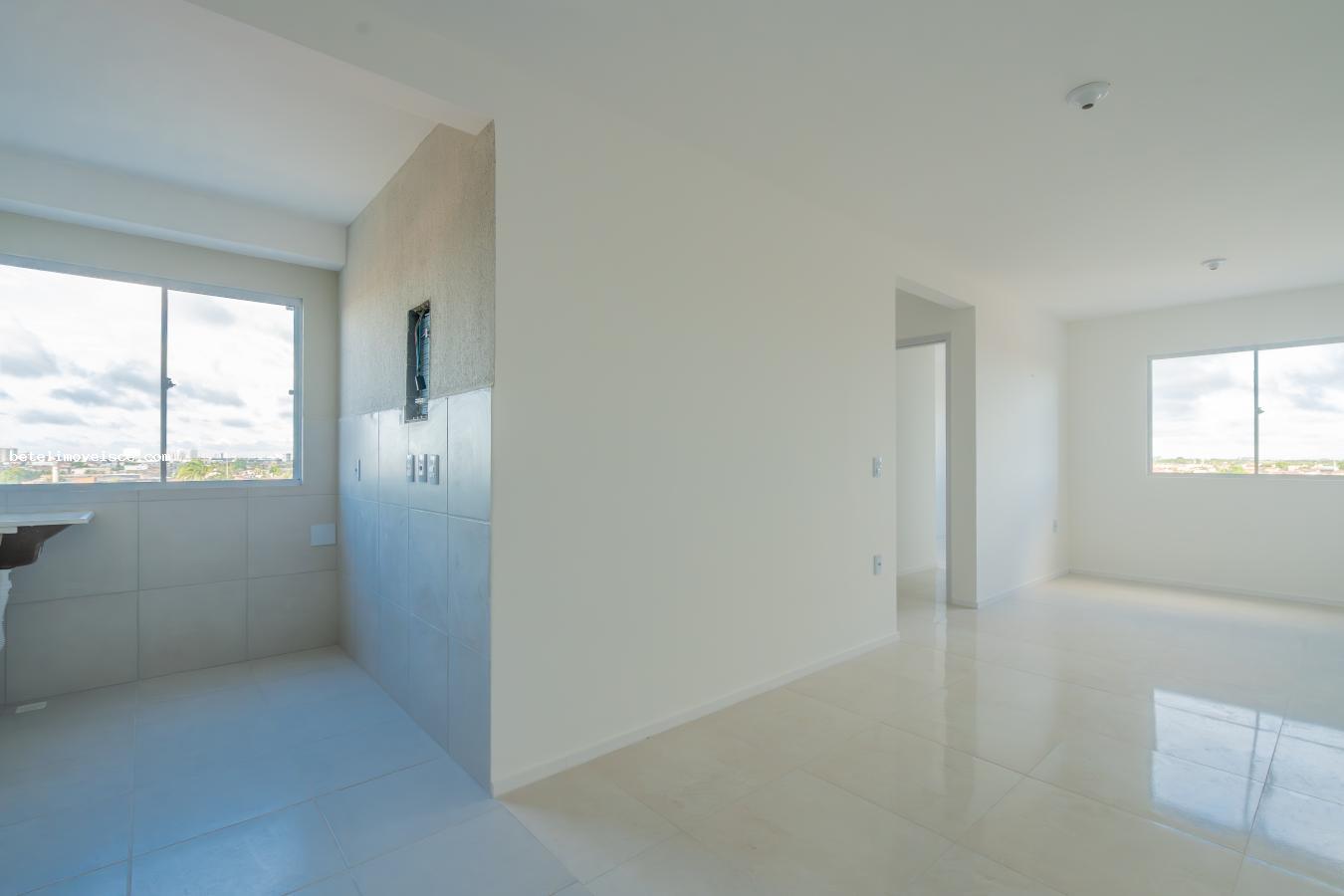 Apartamento à venda com 2 quartos, 55m² - Foto 9