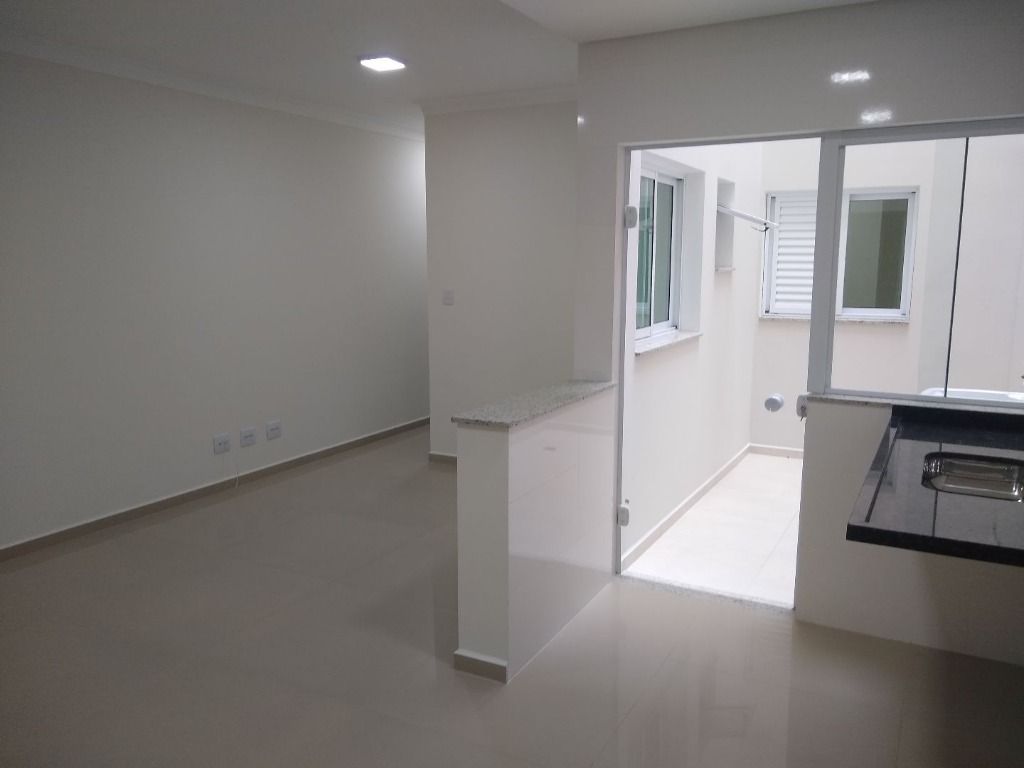 Cobertura à venda com 2 quartos, 80m² - Foto 4