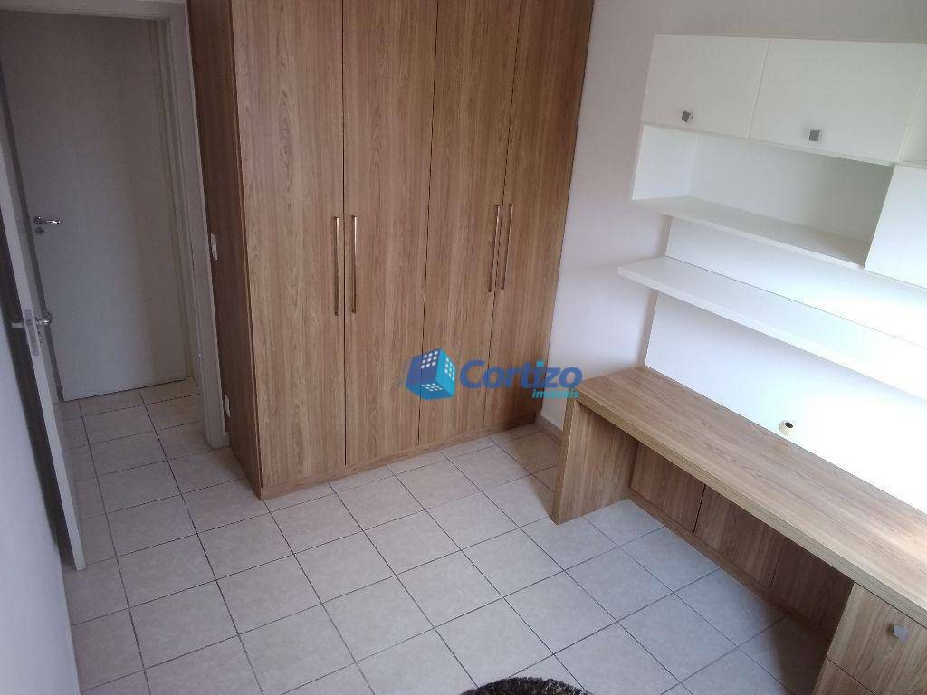 Apartamento à venda com 3 quartos, 86m² - Foto 17