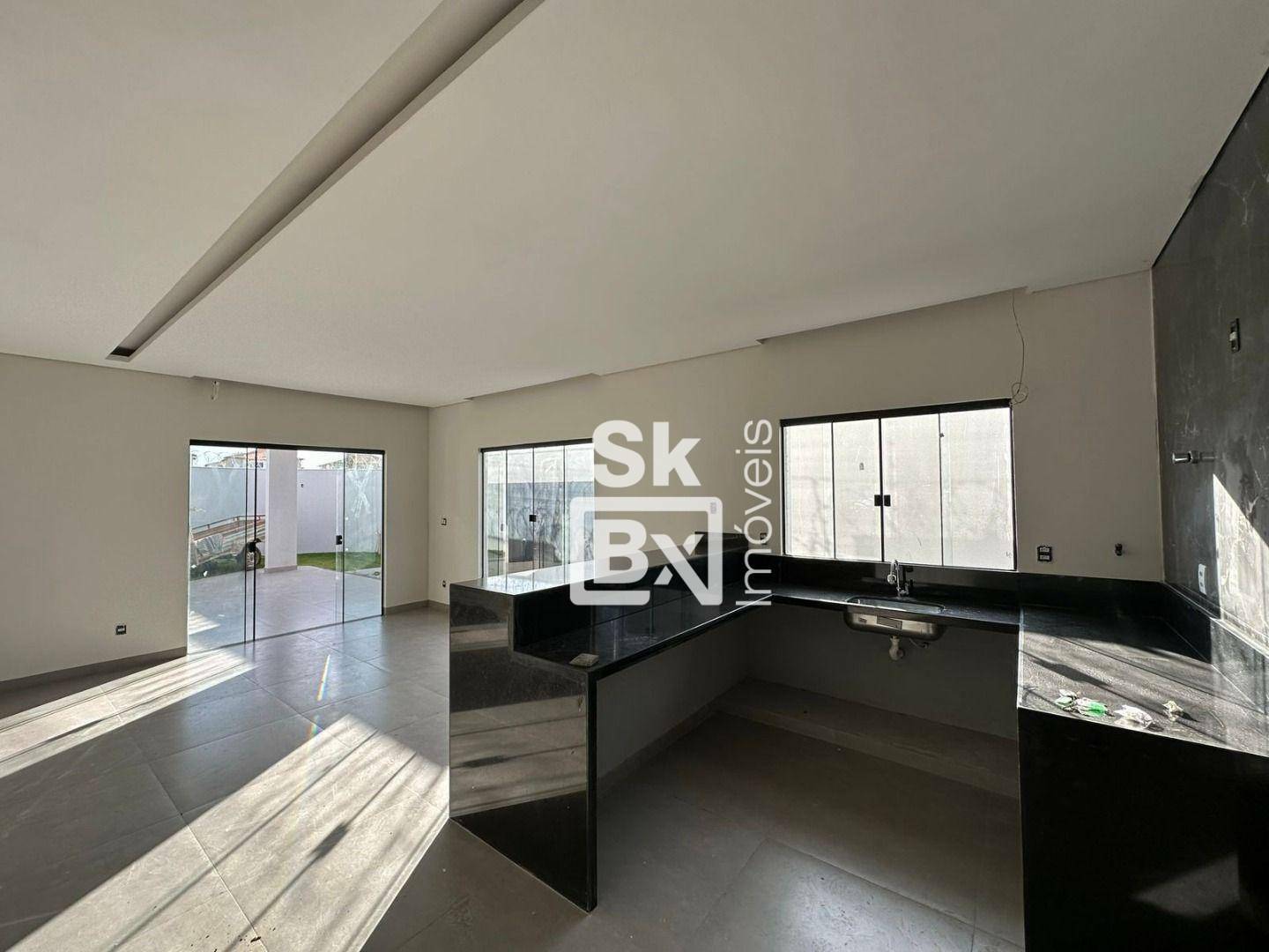 Casa à venda com 3 quartos, 164m² - Foto 8