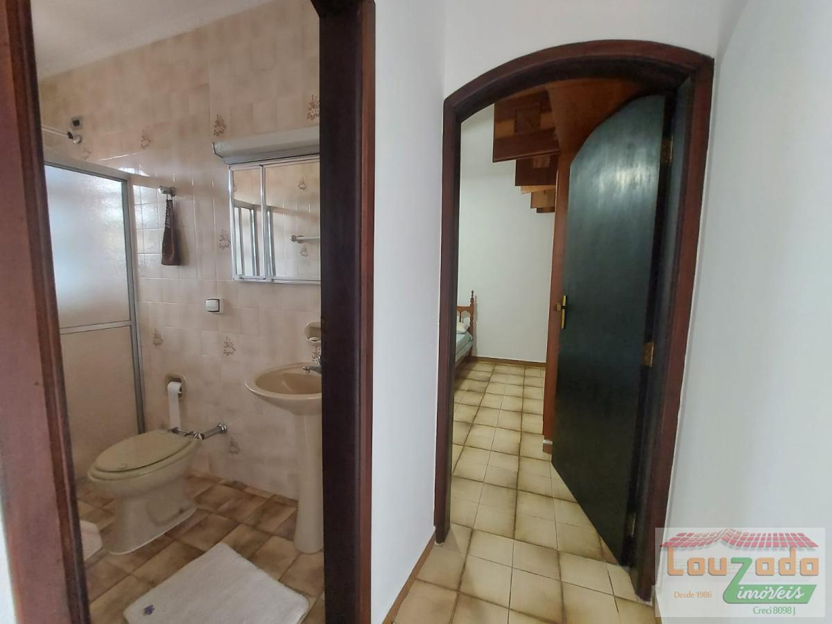 Casa à venda com 2 quartos, 380m² - Foto 15