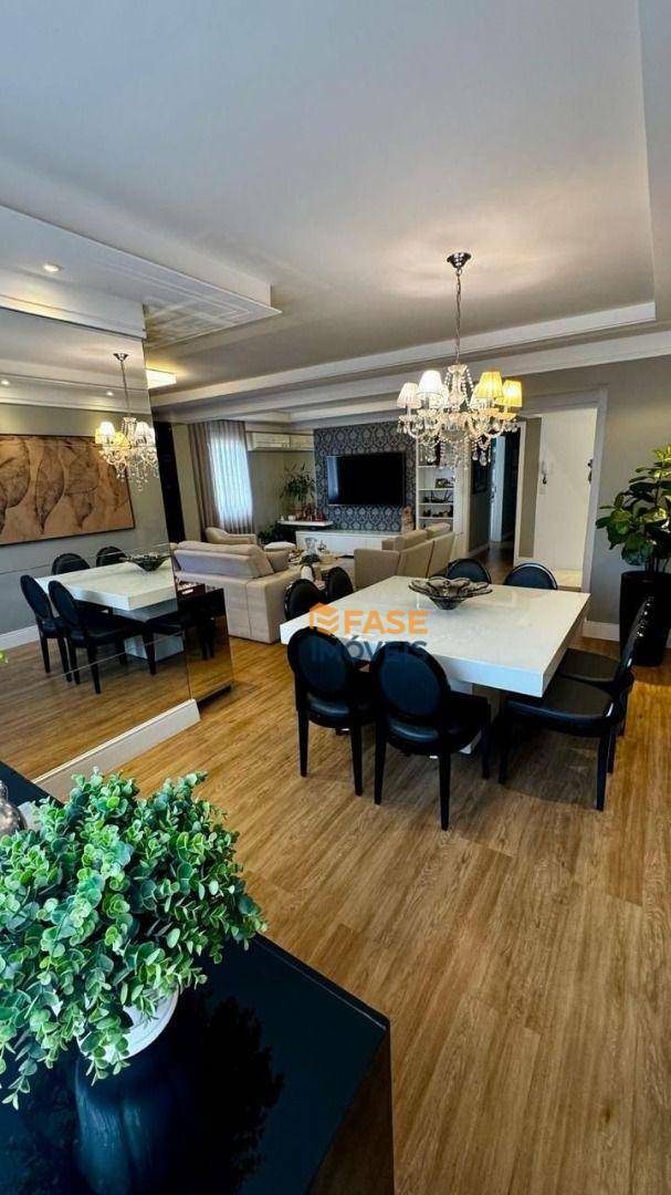 Apartamento à venda com 3 quartos, 144m² - Foto 3