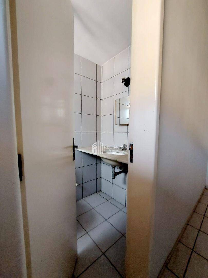 Apartamento à venda com 2 quartos, 75m² - Foto 23