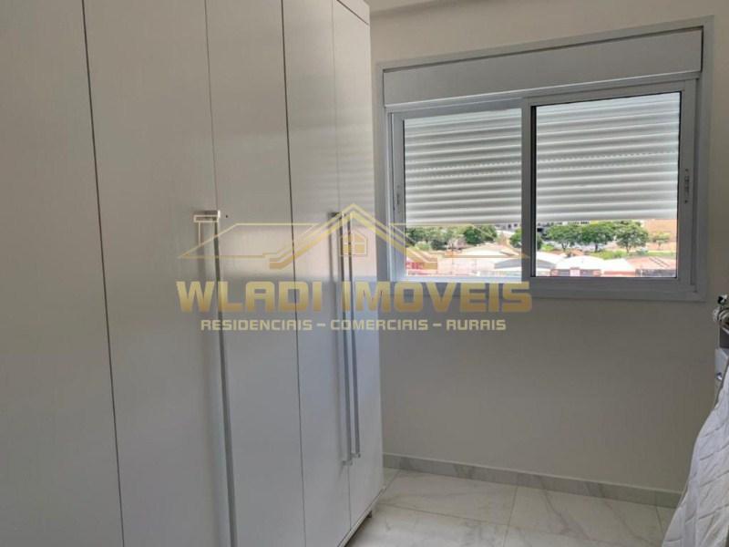 Apartamento à venda com 2 quartos, 48m² - Foto 11