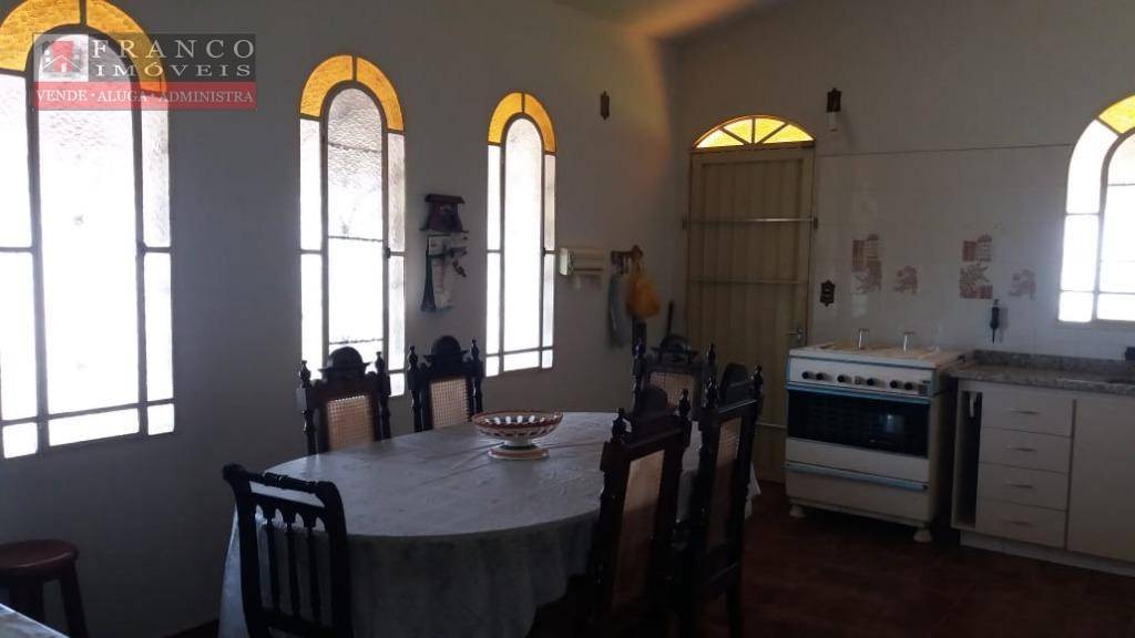 Chácara à venda com 3 quartos, 350m² - Foto 10