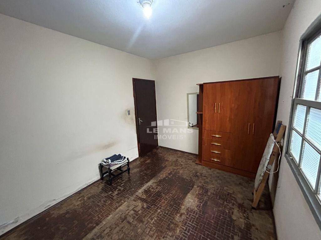 Casa à venda com 3 quartos, 67m² - Foto 10