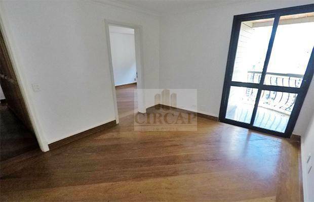 Apartamento à venda com 4 quartos, 188m² - Foto 17