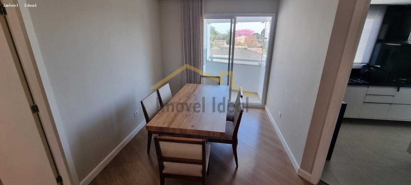 Apartamento à venda com 3 quartos, 107m² - Foto 4