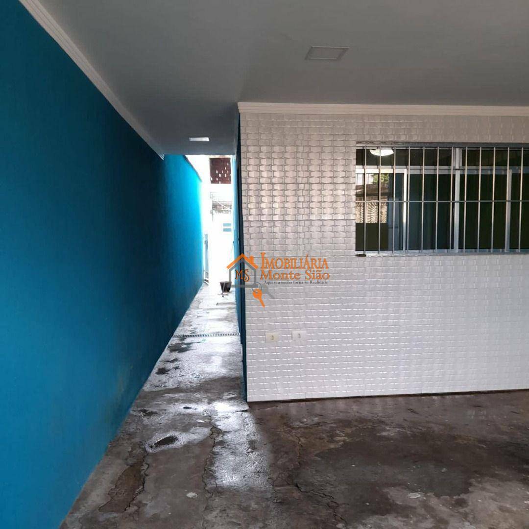 Sobrado à venda com 3 quartos, 130m² - Foto 1