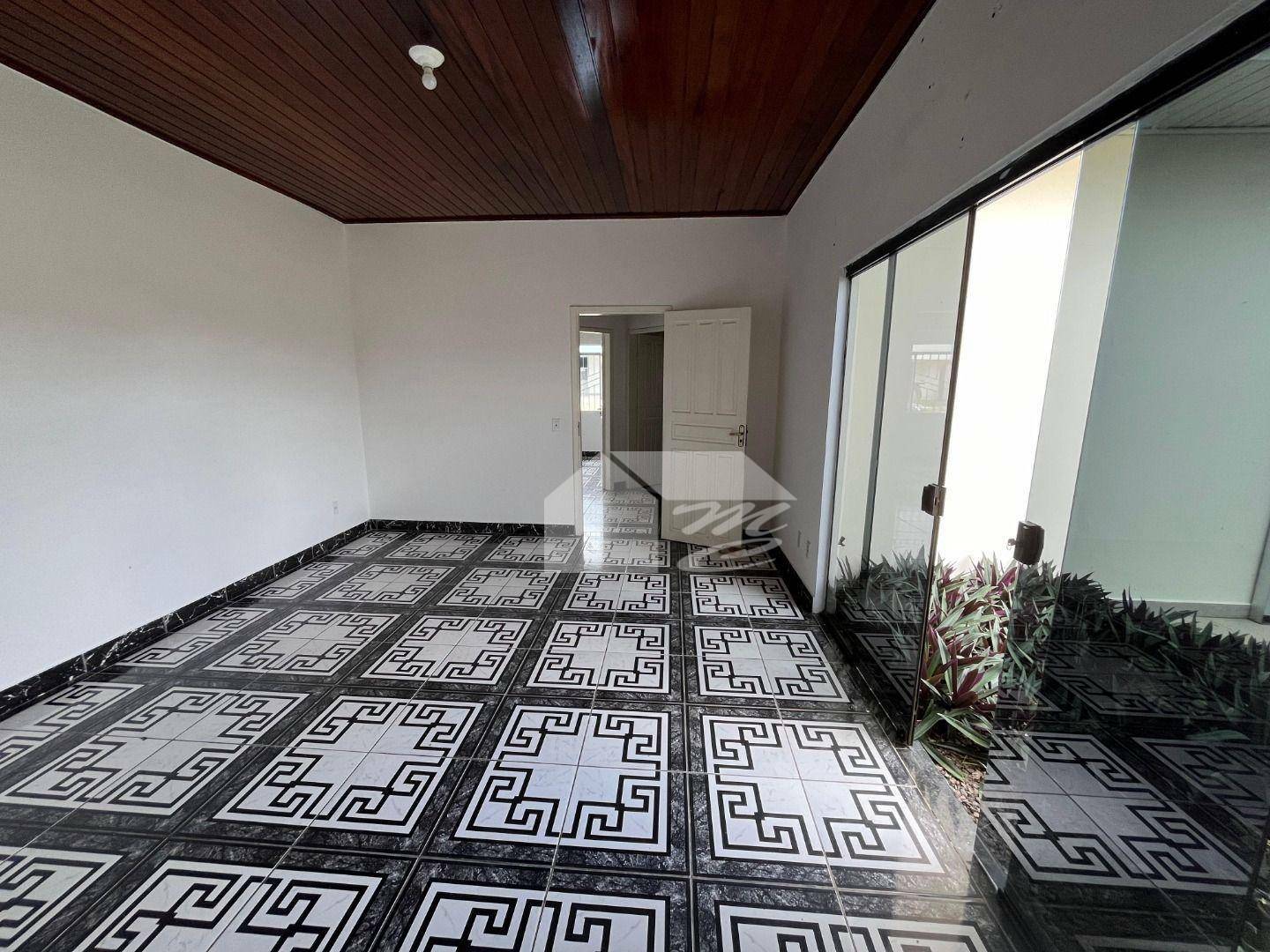 Casa à venda com 3 quartos, 171m² - Foto 14