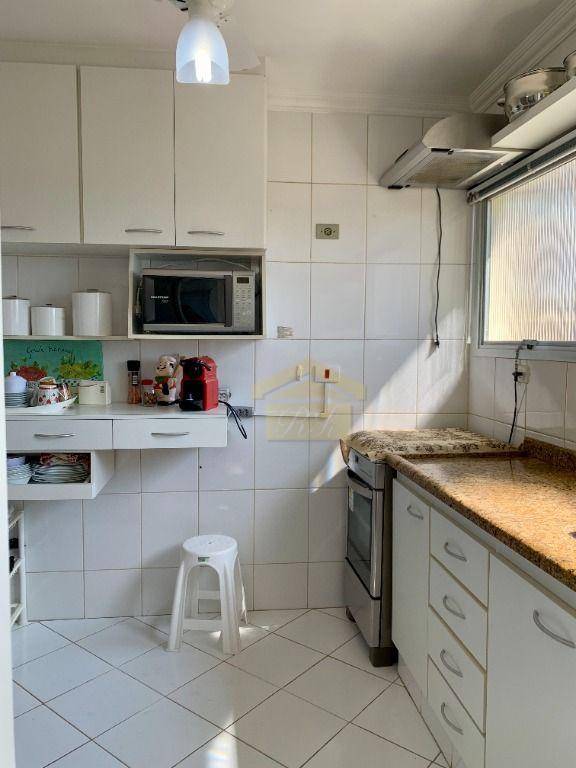 Apartamento à venda com 2 quartos, 68m² - Foto 15