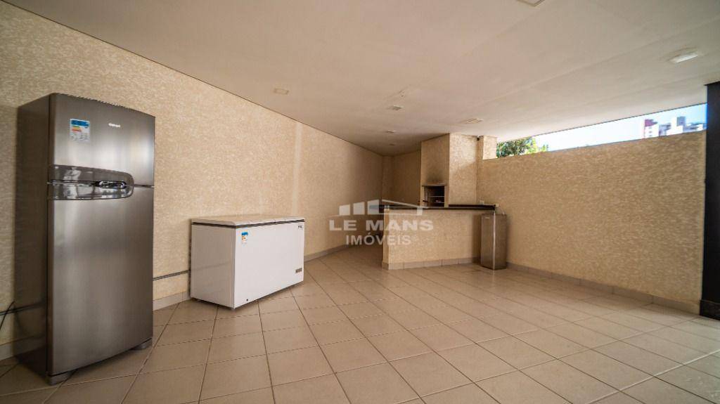 Apartamento à venda com 2 quartos, 62m² - Foto 18