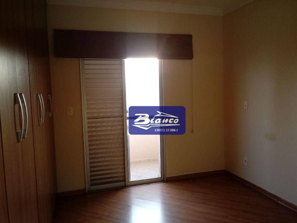 Apartamento à venda com 3 quartos, 91m² - Foto 24