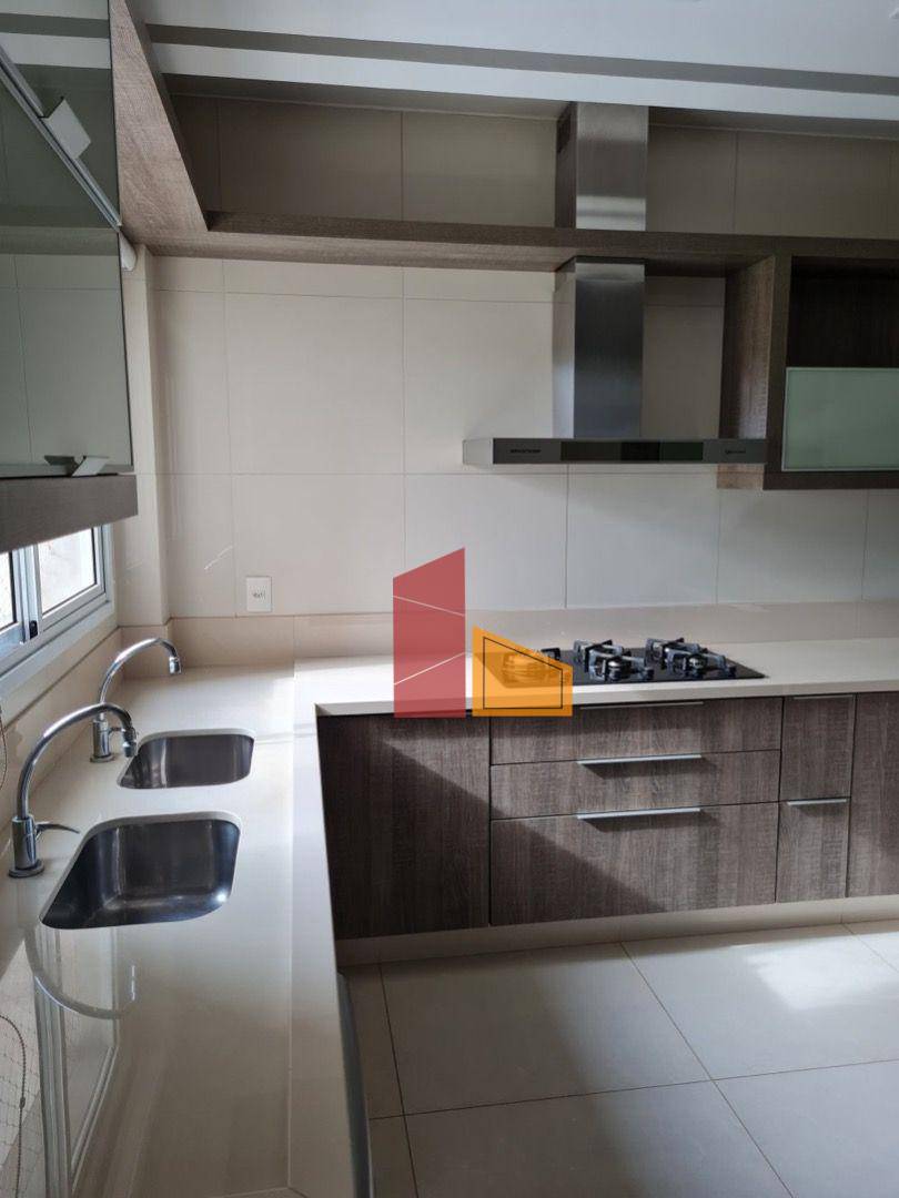 Apartamento à venda com 3 quartos, 215m² - Foto 8