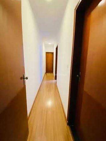 Casa à venda com 3 quartos, 164m² - Foto 4