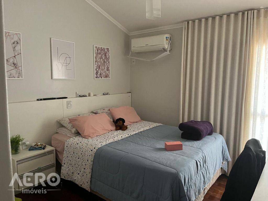 Casa de Condomínio à venda com 3 quartos, 338m² - Foto 22