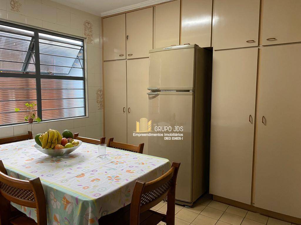 Casa à venda com 3 quartos, 130m² - Foto 5