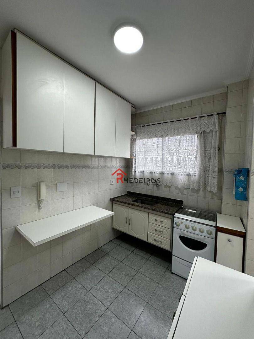 Apartamento à venda com 1 quarto, 42m² - Foto 8