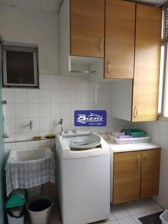 Apartamento à venda com 2 quartos, 80m² - Foto 13