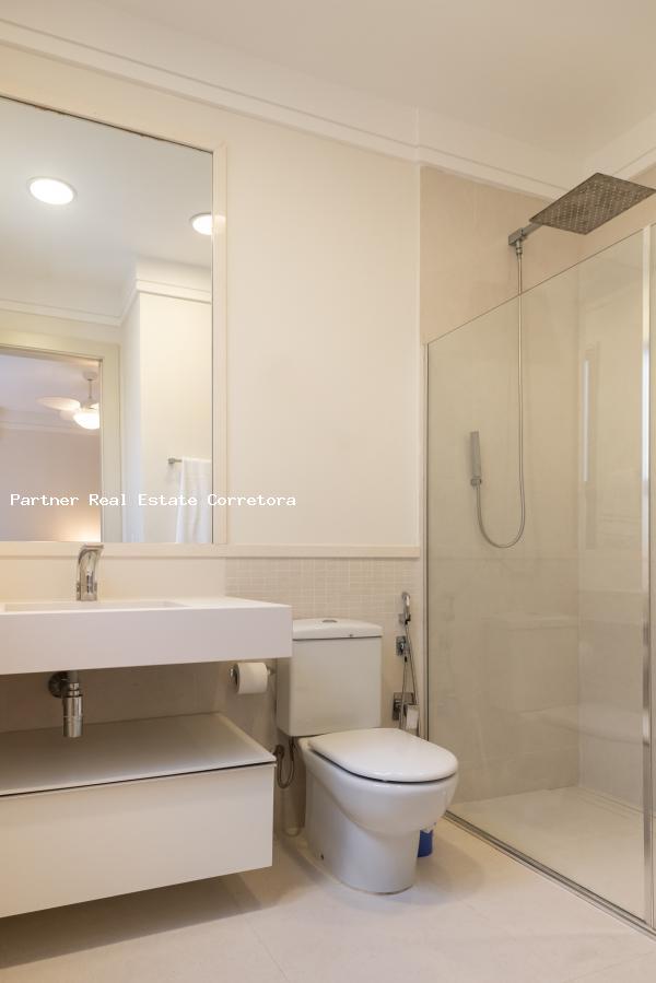 Casa de Condomínio à venda com 8 quartos, 800m² - Foto 28