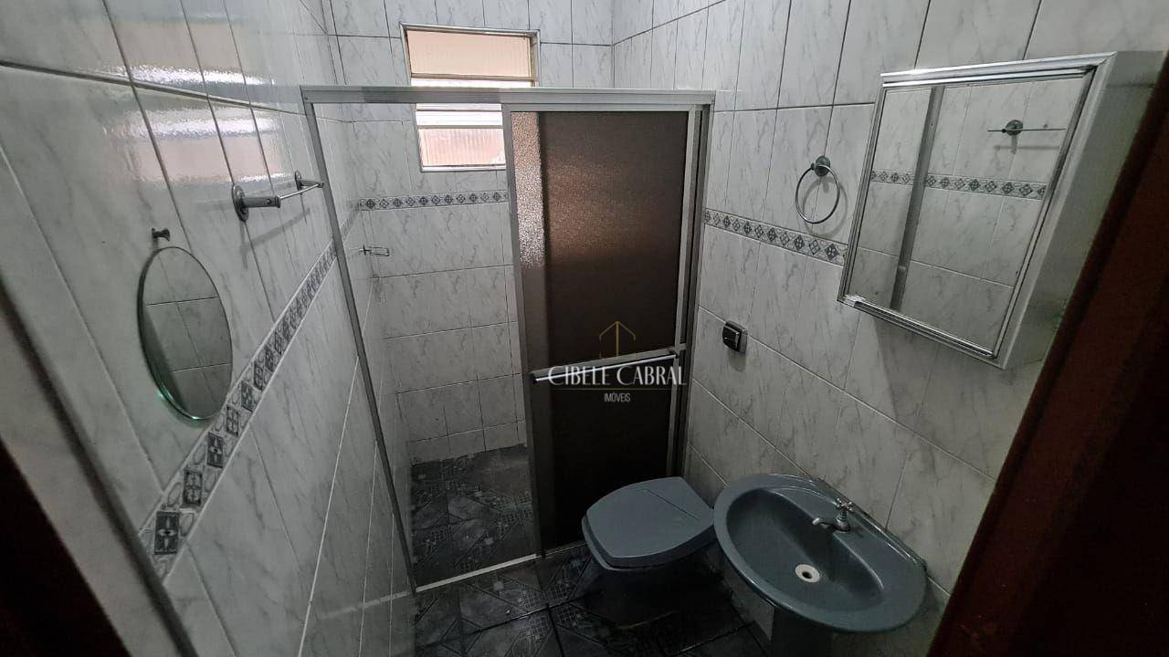 Casa à venda com 3 quartos, 250m² - Foto 45