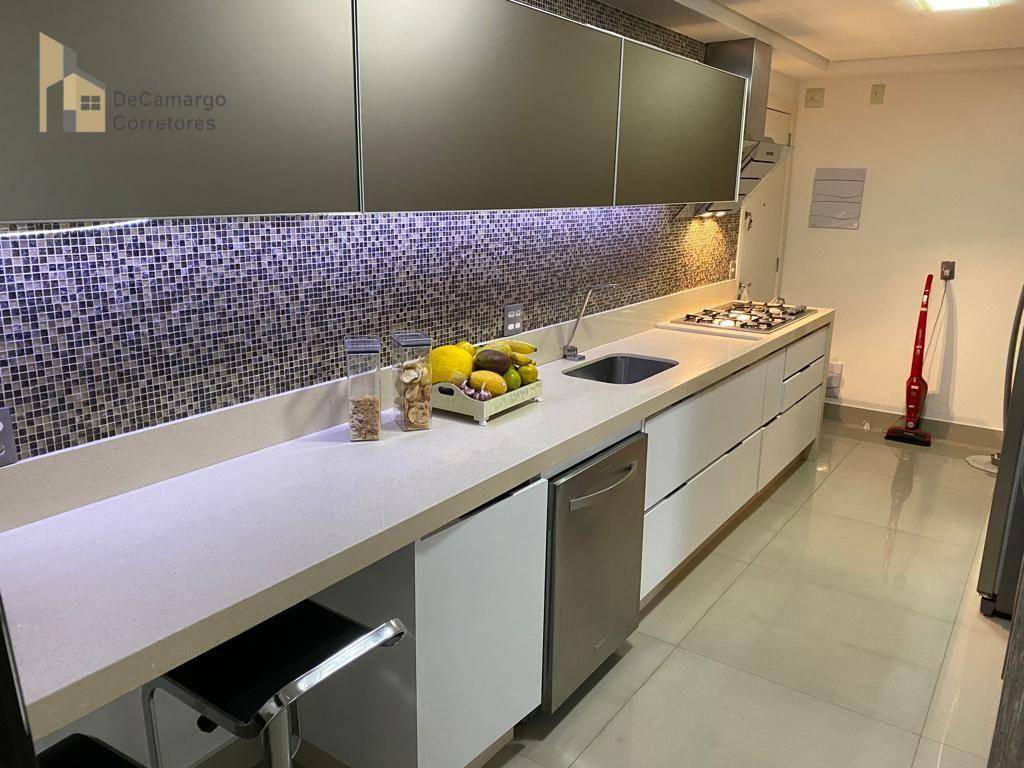 Apartamento à venda com 3 quartos, 177m² - Foto 6